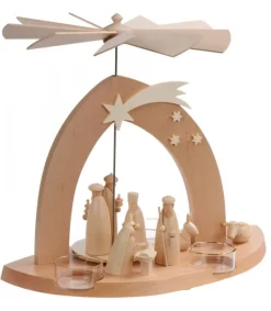 Schalling, crèche moderne Arche Pyramide Moderne De Noël En Bois D'Aulne Discount